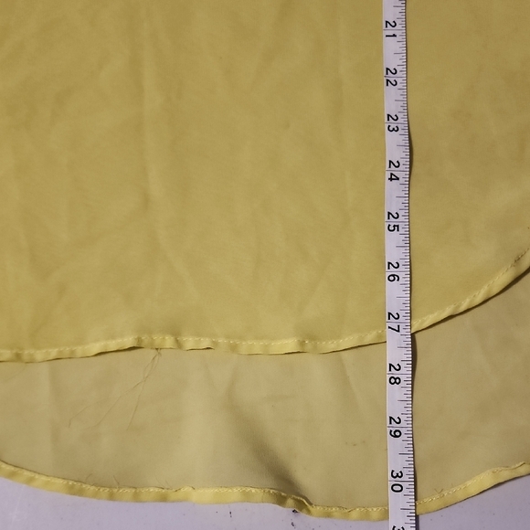 Live 4 Truth Yellow Cuffed Sleeve Polo Blouse - Picture 8 of 8